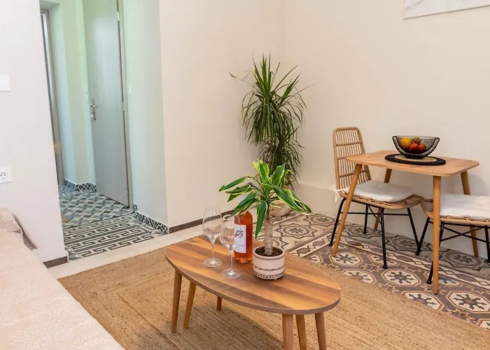 Kosnian Semesterbostad *